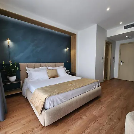 Gold 4* Vlorë