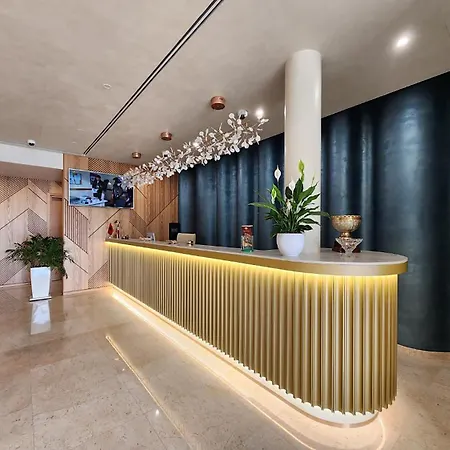 Gold 4* Vlorë