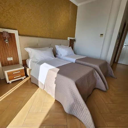Gold Vlorë