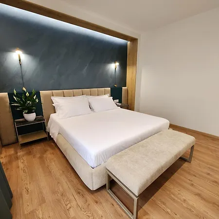 Gold 4* Vlorë